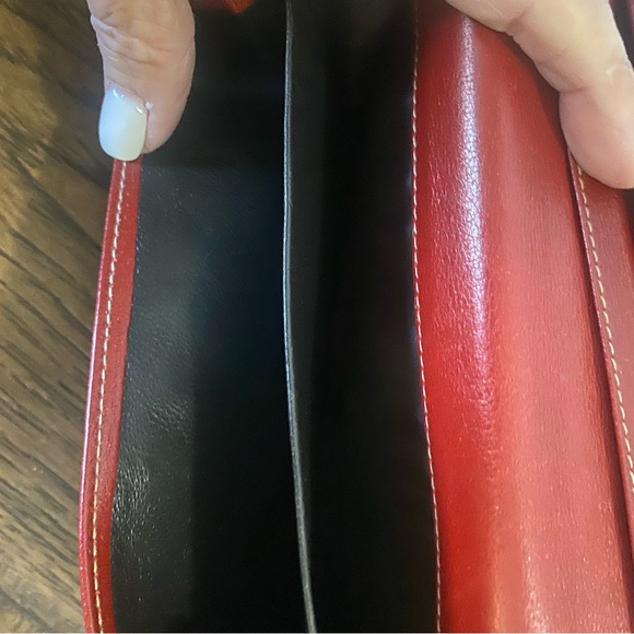 Gucci Monogram Wallet with Red Accent Authentic - Picture 4 of 9